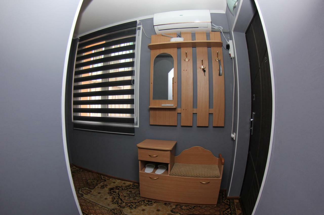 Apartment On Gimnazycheskaya โอเดสซา ภายนอก รูปภาพ
